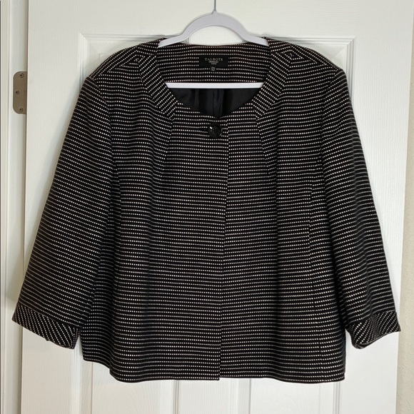 Talbot’s Women’s Black and White One Button Blazer Jacket 22W - Picture 3 of 11